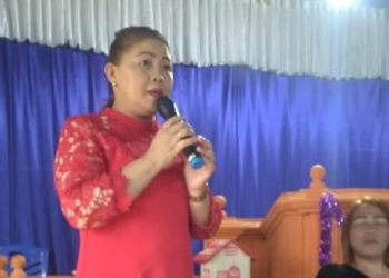 Tondano, Debby Desi Kaseger Beribadah Bersama Dengan Jemaat Gereja Masehi Advent Hari Ke 7 Gunung Sion Kinaleosan, Di Rangkaikan Dengan Serah Terima Jabatan Para Pegawai Jemaat. senin,1/1/2024