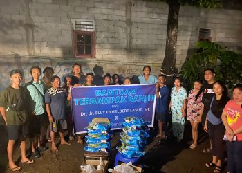 E2L Media Center Dan HBL Foundation Salurkan Bantuan Bagi Korban Banjir Dan Longsor Di Kelurahan Sumompo, manado, 2/3/2024