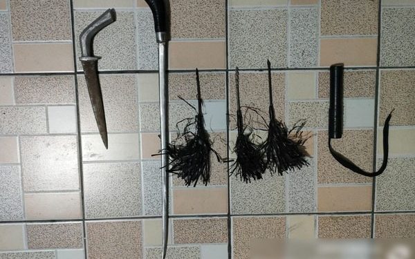 Tiga Pria Di Wangurer Utara Di Amankan Polres Bitung Membawa Senjata Tajam, Bitung 26/3/2024.