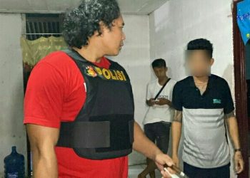 Pria Berinisial WP Di Ringkus Tim Tarsius Polres Bitung, Di Duga Menyimpan Sajam Saat Pesta Miras, Bitung 27/3/2024.