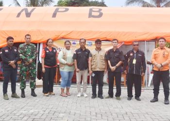Penanganan Pelayanan Pengungsi Warga Tagulandang Akibat Erupsi Gunung Ruang Di Bitung Sulut. Bitung 15/5/2024.
