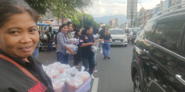 Garda Timur Indonesia Adakan Giat Bagi Takjil Buka Puasa Dan Menyatakan Mendukung Penuh RUU TNI., 29/3/2025.
