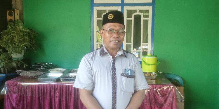 Hukumtua Desa Minaesa Talawaan Bajo Bpk, Safrin Fana Adakan Open House Di Perayaan Ketupat. 3/5/2025.