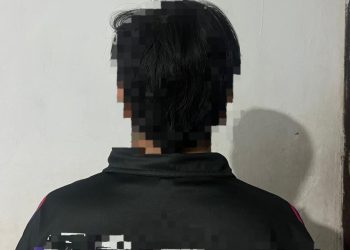 Personil Polres Bitung Mengamankan Remaja Di Bawah Umur Membawa Senjata Tajam Setelah Di Curigai Gerak-Gerik Pelaku.