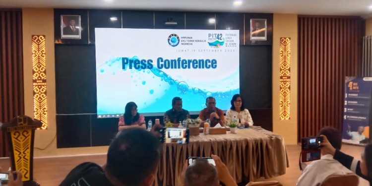 Kepala BWS Sulawesi 1 Manado Laksanakan FKP Bersama Dengan Wartawan Dan LSM Tahun 2025 dan 2025 Di Ruang Tondano BWS Sulawesi 1.