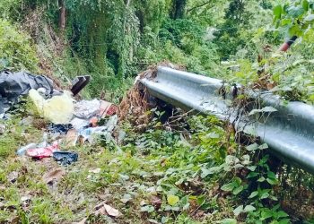 Pagar Pengaman Jalan Di Buyat Kecamatan Kotabunan Rusak.