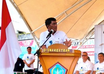 Dalam Kesempatan Hari Buruh Internasional Gubernur YSK Tegaskan Komitmenya Untuk Meningkatkan Kesejahteraan Buruh