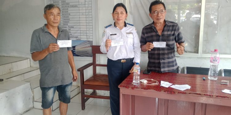 Supir dan Kepala Terminal Karombasan Bantah Dugaan Pungli, Tegaskan Retribusi Sesuai Perda, Senin, 31/08/2026