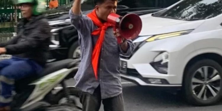 KETUM GRH M. ISHADUL ISLAMI AKBAR, S.H.: DESAK KAPOLDA SULSEL BONGKAR MAFIA SOLAR, KELANGKAAN BBM ADALAH KEJAHATAN EKONOMI